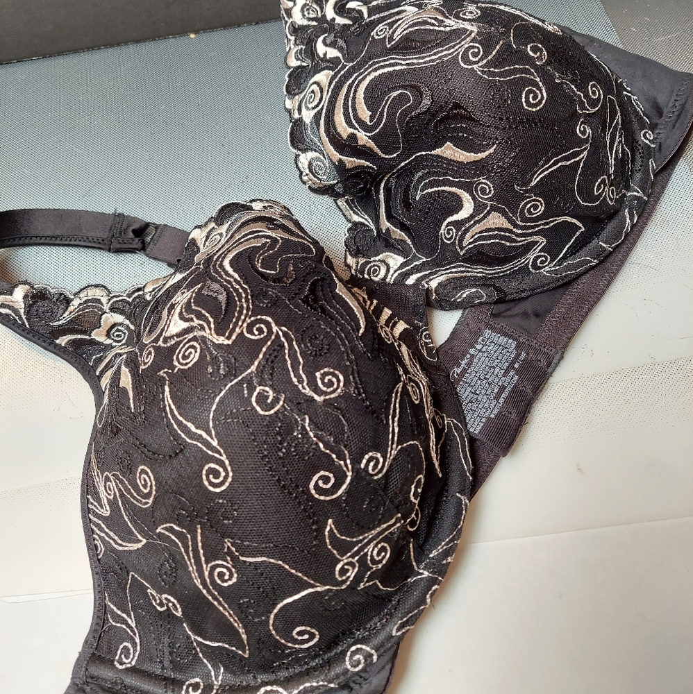 Playtex Secrets Underwire Bra Side Smoother 44c